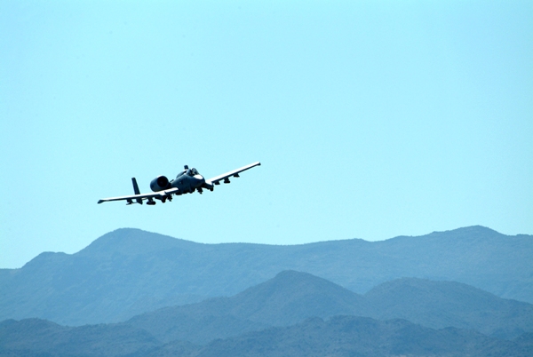 Conservation of Arizona lands protects critical military training routes (MTRs) over the desert. Photo: Master Sgt. William Huntington/U.S. Air Force